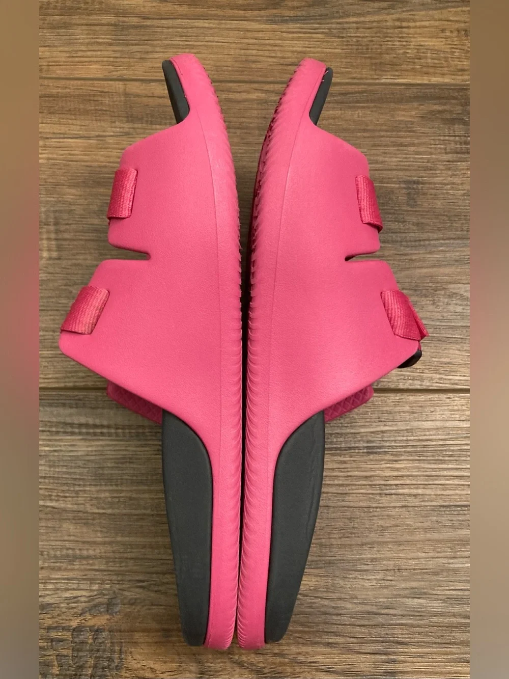 Chaco Youth Chillo Slides